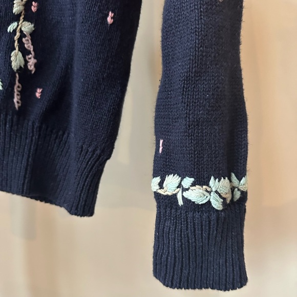 Vintage Navy Embroidered Floral Cardigan Sweater - Picture 4 of 6